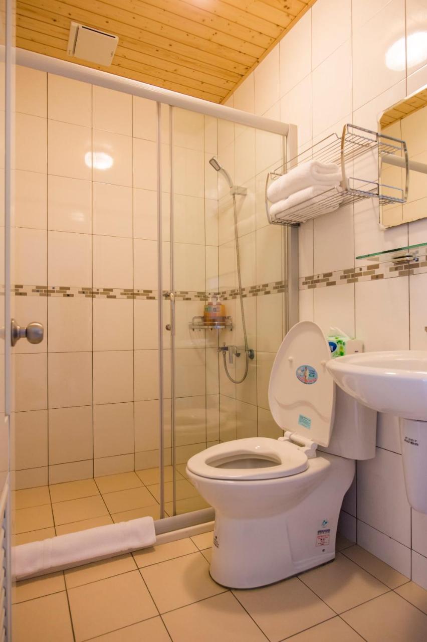 Iron St. House Apartment ไถหนาน ภายนอก รูปภาพ