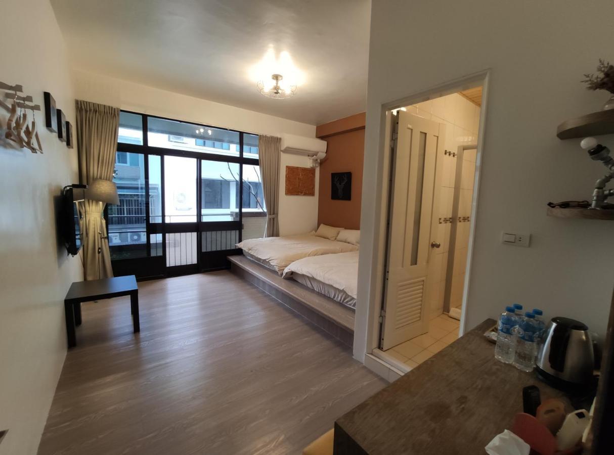 Iron St. House Apartment ไถหนาน ภายนอก รูปภาพ