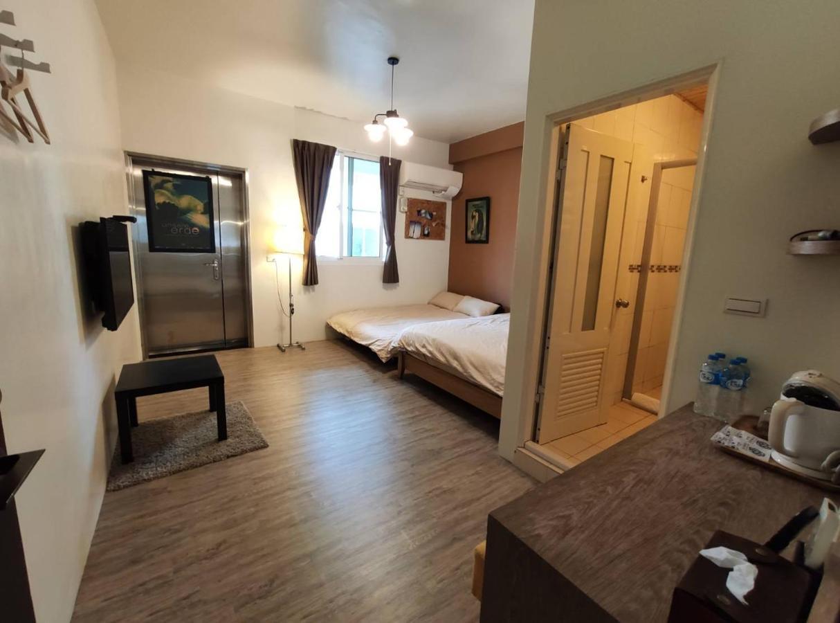 Iron St. House Apartment ไถหนาน ภายนอก รูปภาพ