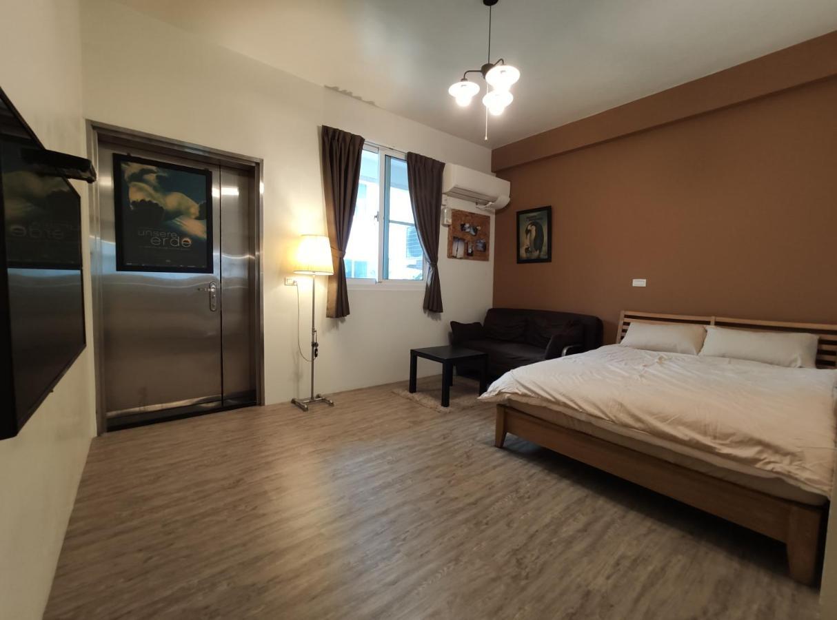 Iron St. House Apartment ไถหนาน ภายนอก รูปภาพ